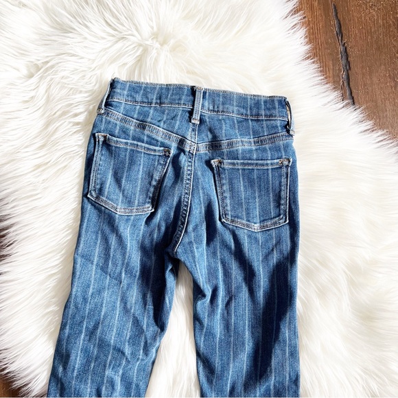 Worn Once Old Navy Pinstriped Ballerina Jeggings - Picture 2 of 2